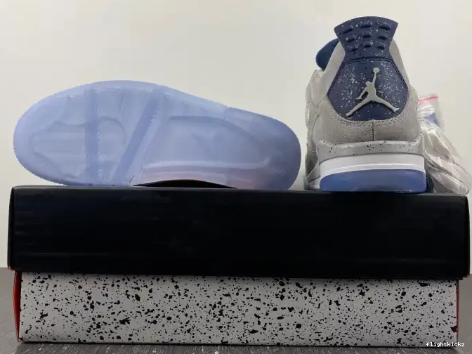 4 Retro (PE) Georgetown AJ4-1043505 Jordan 0607